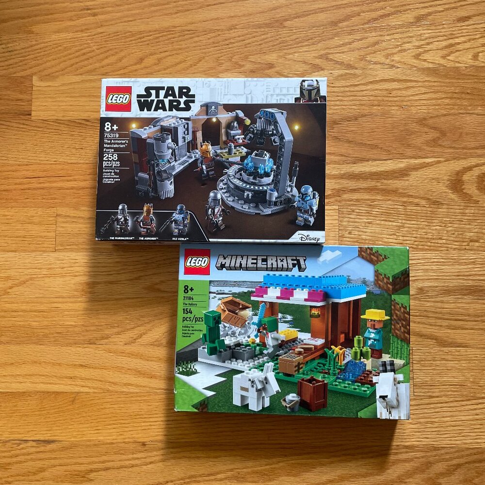 BUNDLE BRAND NEW RETIRED LEGO SETS- LEGO Star Wars and LEGO Minecraft